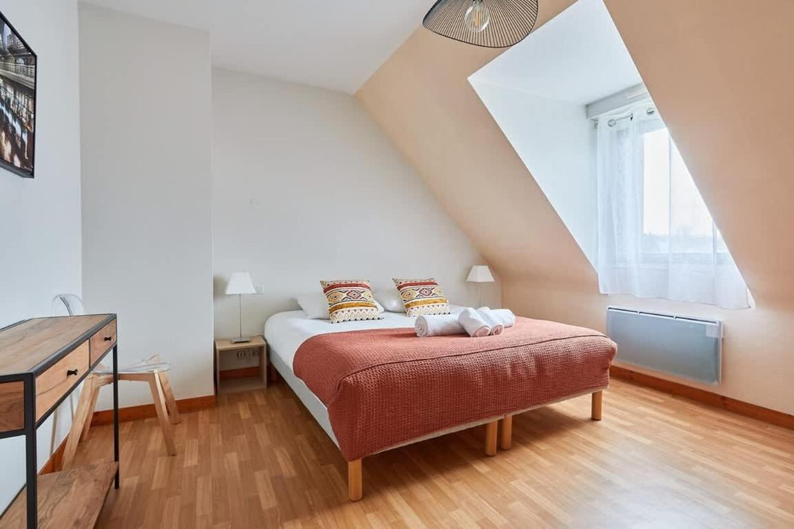 Ker Lys - Grande Maison Avec 4 Chambres Et Jardin Dinard Eksteriør billede